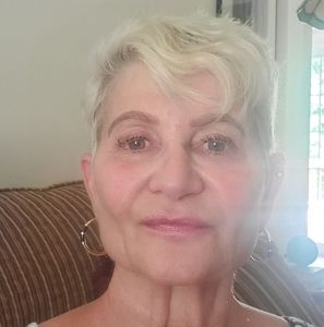 Meet your Posher, Anne